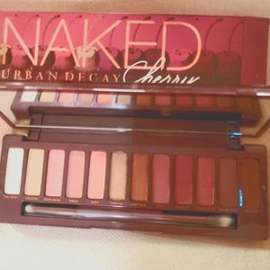 NIB Urban Decay Naked Cherry EYESHADOW Palette $42